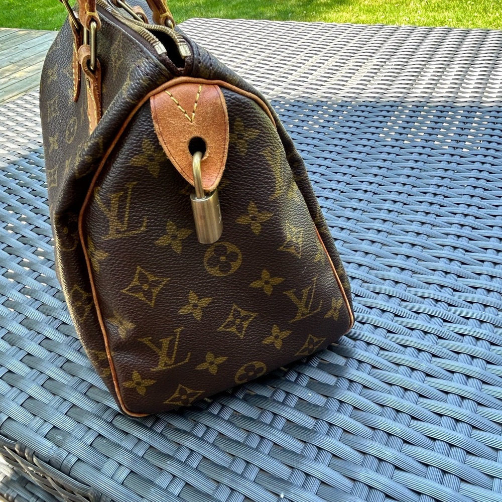 LV bag - Picture 2 of 10